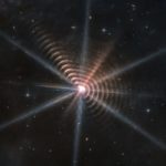 «James Webb» получил снимок удивительного окружения двойной звезды